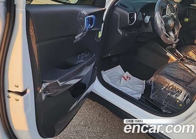 Hyundai Venue Premium, 2026 4