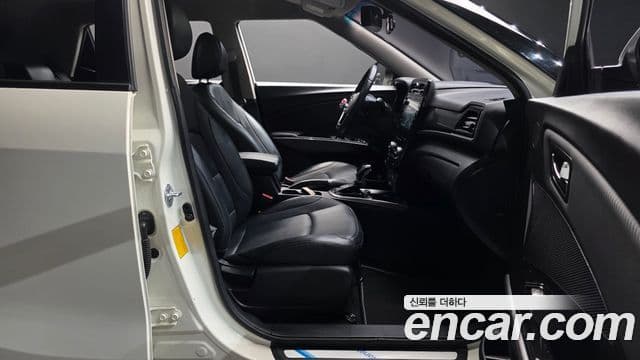 KG모빌리티(SsangYong) Berry New Tivoli V5, 2020 10