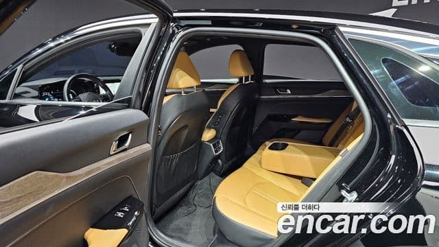 Kia K5 гибрид 3세대 Noblesse, 2022 12