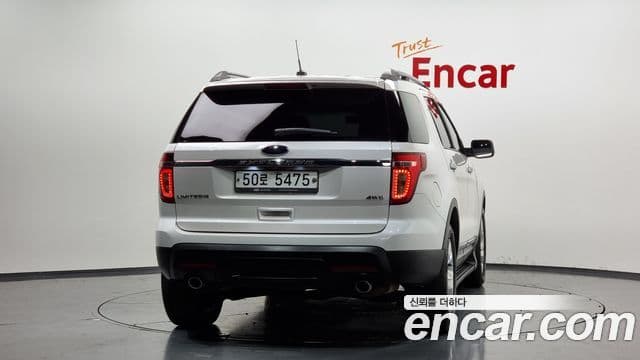 Ford Explorer 5세대, 2015 4