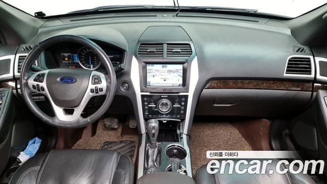 Ford Explorer 5세대, 2015 7