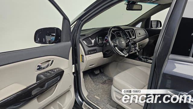 Kia The / новый New Carnival Special, 2019 10