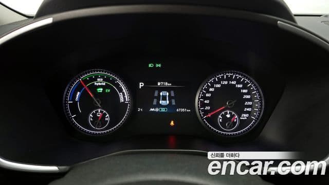 Hyundai The / новый New Santa Fe Exclusive, 2023 8