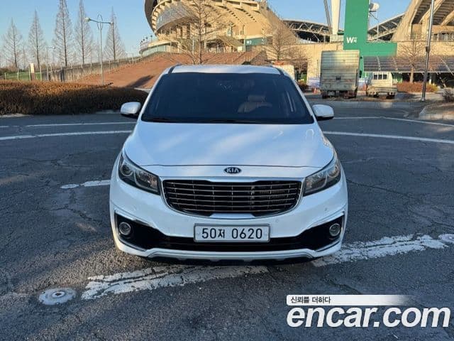 Kia All New Carnival Noblesse, 2016 1