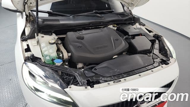 Volvo V40 2세대, 2018 6