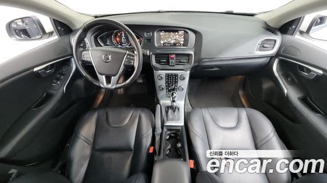 Volvo V40 2세대, 2018 7