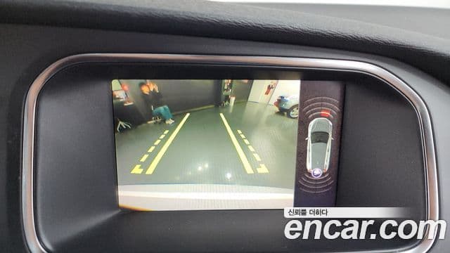 Volvo V40 2세대, 2018 16