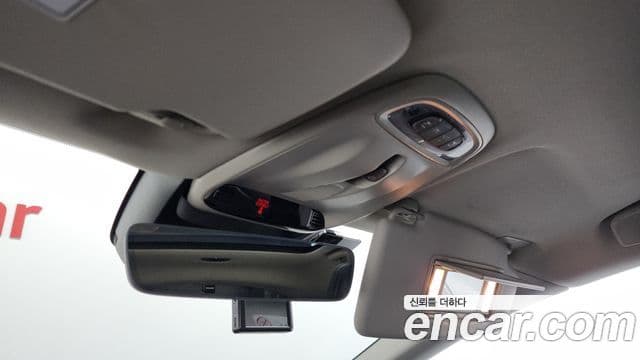 Volvo V40 2세대, 2018 18