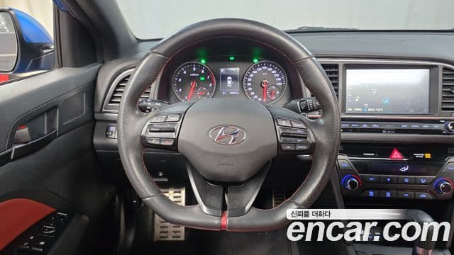 Hyundai Avante AD Extreme Selection, 2017 13