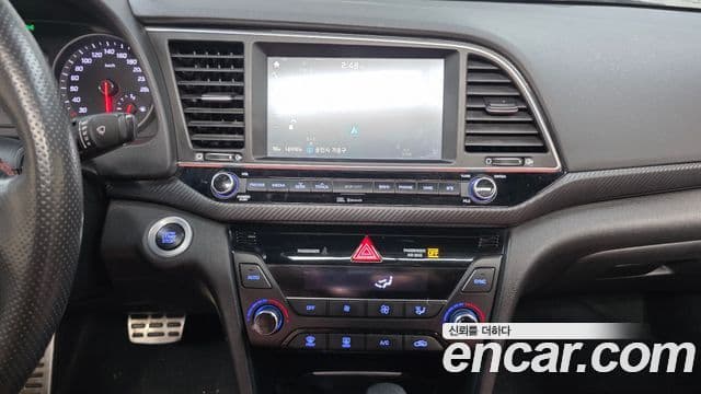 Hyundai Avante AD Extreme Selection, 2017 14