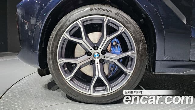 BMW X6 (G06) xDrive40i M Sport, 2022 все фото