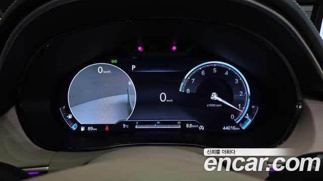 Genesis GV70, 2021 8