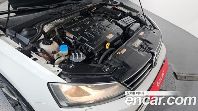 Volkswagen New Jetta 6세대, 2015 6