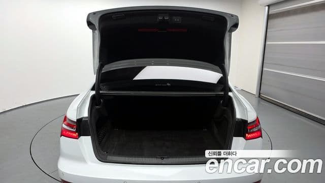 Audi A6 (C8) Premium, 2023 20