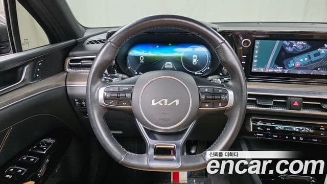 Kia K5 3세대 Signature, 2022 13