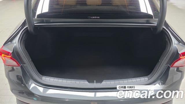 Kia K5 3세대 Signature, 2022 20