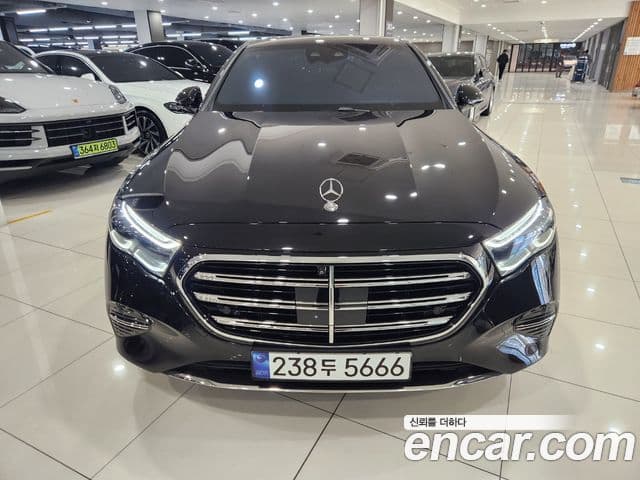 Mercedes-Benz E-класс W214 Exclusive, 2025 3