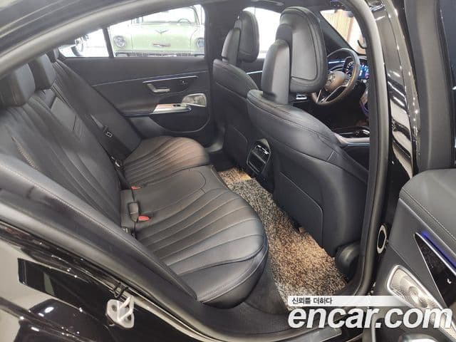 Mercedes-Benz E-класс W214 Exclusive, 2025 11