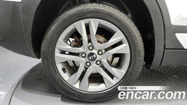 Kia Seltos Prestige, 2022 все фото