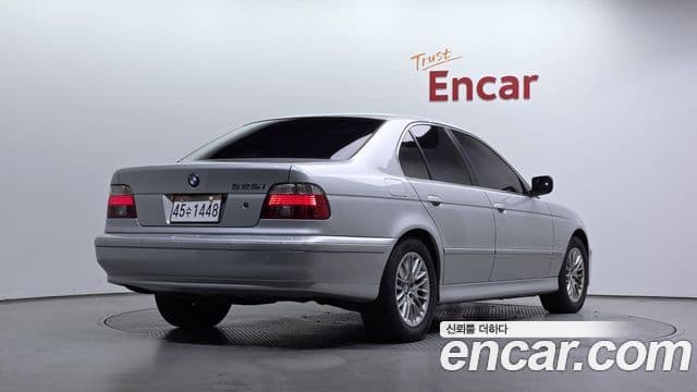 BMW 5시리즈 E39, 2002 2