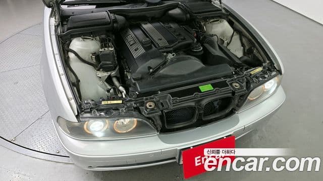 BMW 5시리즈 E39, 2002 6