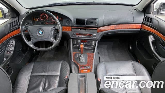 BMW 5시리즈 E39, 2002 7