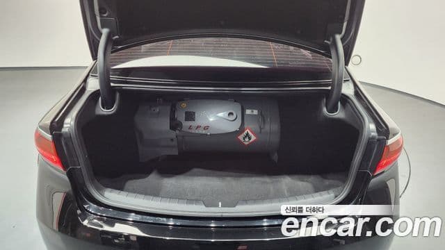 Kia All New K7 3.0 LPI Prestige (арендный автомобиль), 2018 20