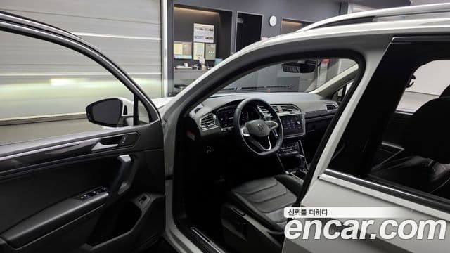 Volkswagen Tiguan 2세대 Premium, 2021 10