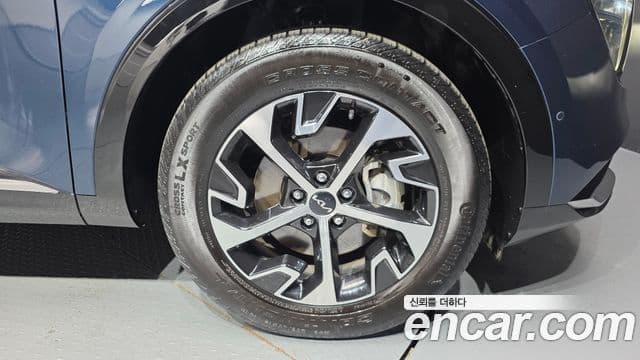 Kia Sportage 5세대 гибрид Signature 2WD, 2022 все фото