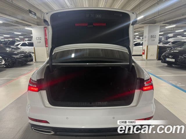 Audi A6 (C8) Premium, 2023 16