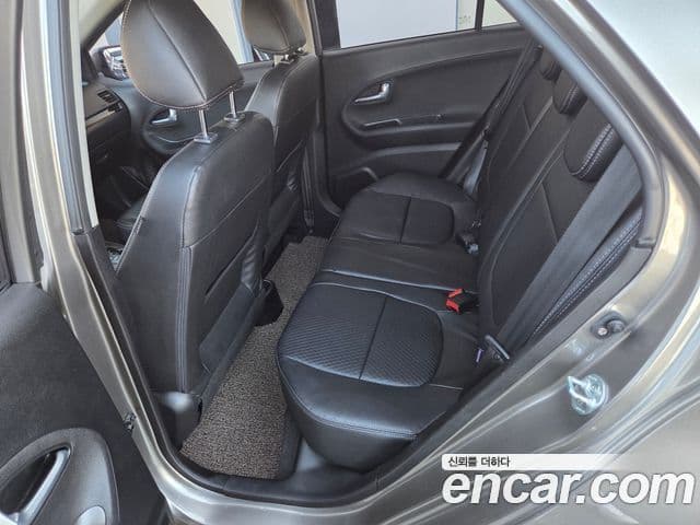 Kia All New Morning Luxury, 2014 9