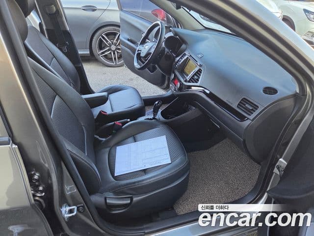 Kia All New Morning Luxury, 2014 10