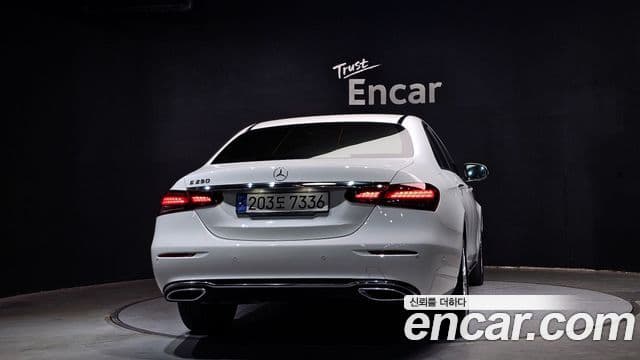 Mercedes-Benz E-класс W213 Exclusive, 2022 4