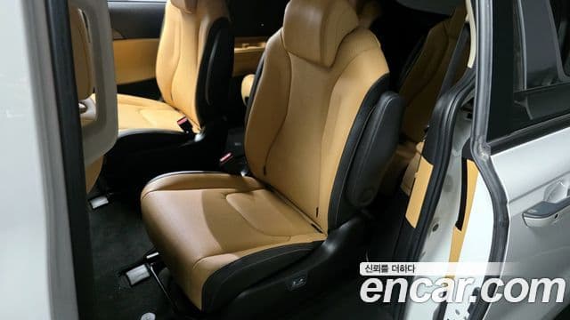 Kia Carnival 4세대 Prestige, 2023 11