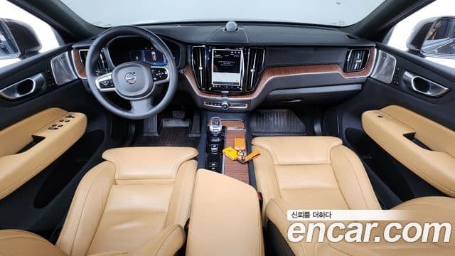 Volvo XC60 2세대 B6 Ultimate Bright, 2024 7
