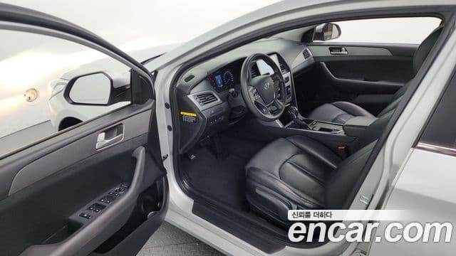 Hyundai LF Sonata Modern, 2016 10