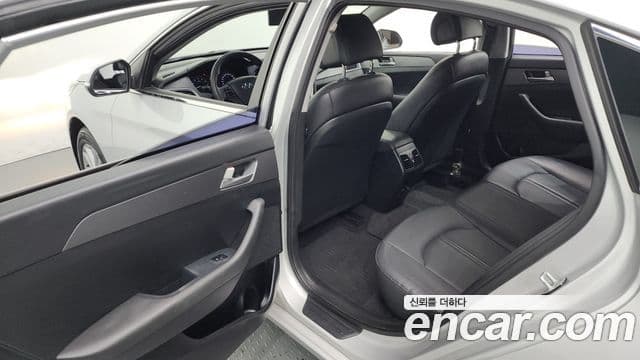 Hyundai LF Sonata Modern, 2016 12