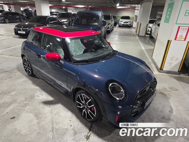 Mini Cooper S 4세대 JCW, 2025 20