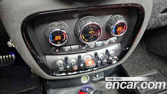 Mini Cooper S 클럽맨 2세대, 2023 17