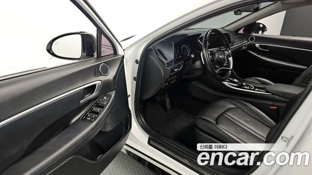 Hyundai Sonata гибрид (DN8) Family, 2021 11