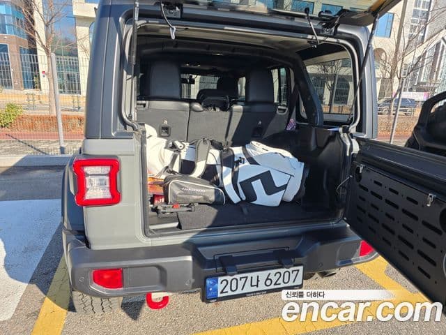 Jeep Wrangler (JL) 2.0 Rubicon 4도어, 2023 6