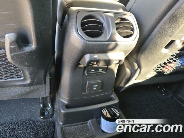 Jeep Wrangler (JL) 2.0 Rubicon 4도어, 2023 17