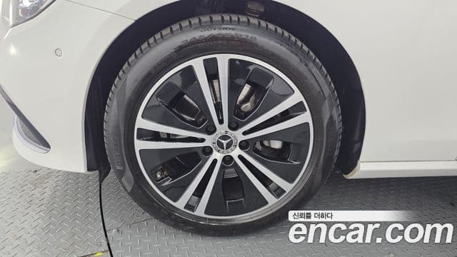 Mercedes-Benz E-класс W213 Avantgarde, 2022 все фото