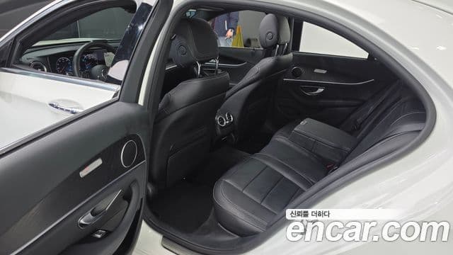 Mercedes-Benz E-класс W213 Avantgarde, 2022 11