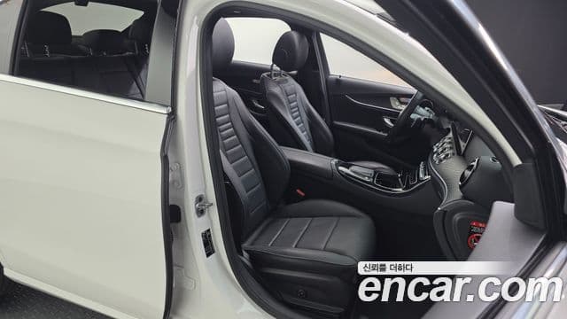 Mercedes-Benz E-класс W213 Avantgarde, 2022 12