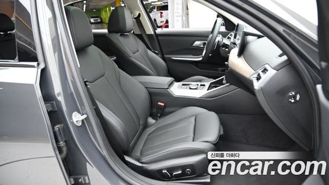 BMW 3시리즈 (G20), 2025 10