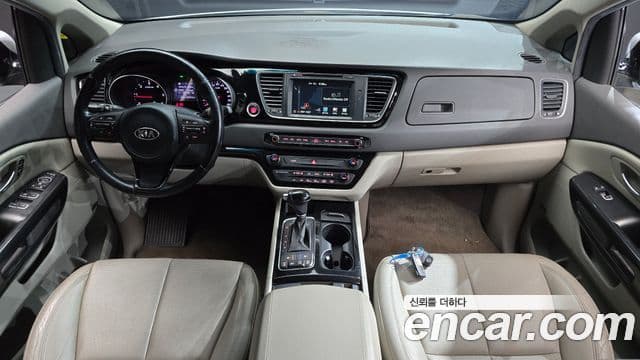 Kia All New Carnival Noblesse, 2015 7