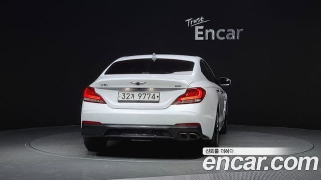 Genesis G70 Supreme, 2018 4