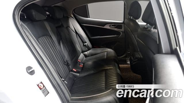 Genesis G70 Supreme, 2018 12