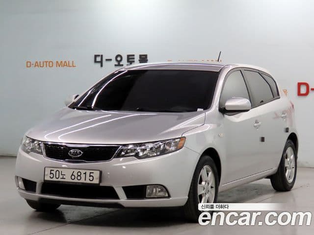 Kia Forte хэтчбек 1.6 GDI Deluxe, 2011 1